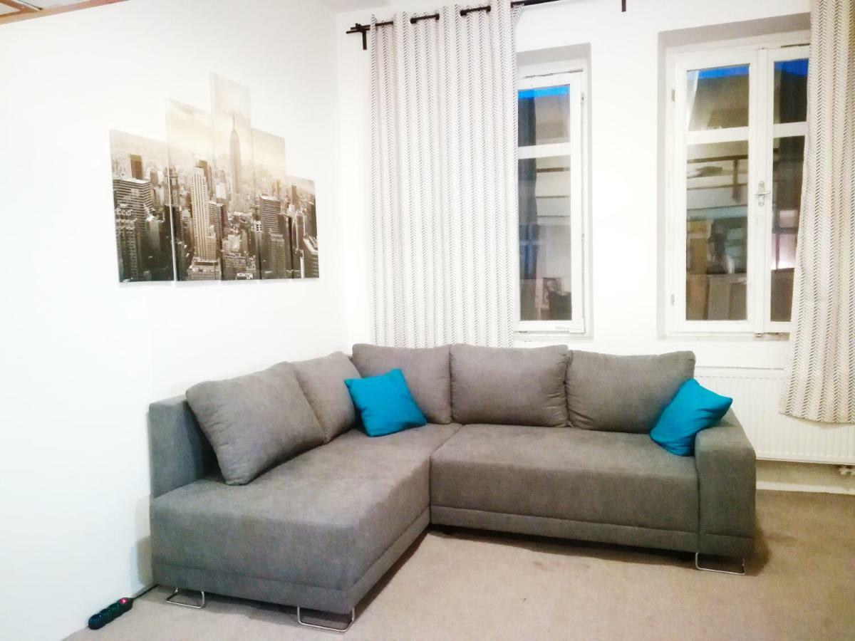 Gasthof Apartments House Seifertova 3*